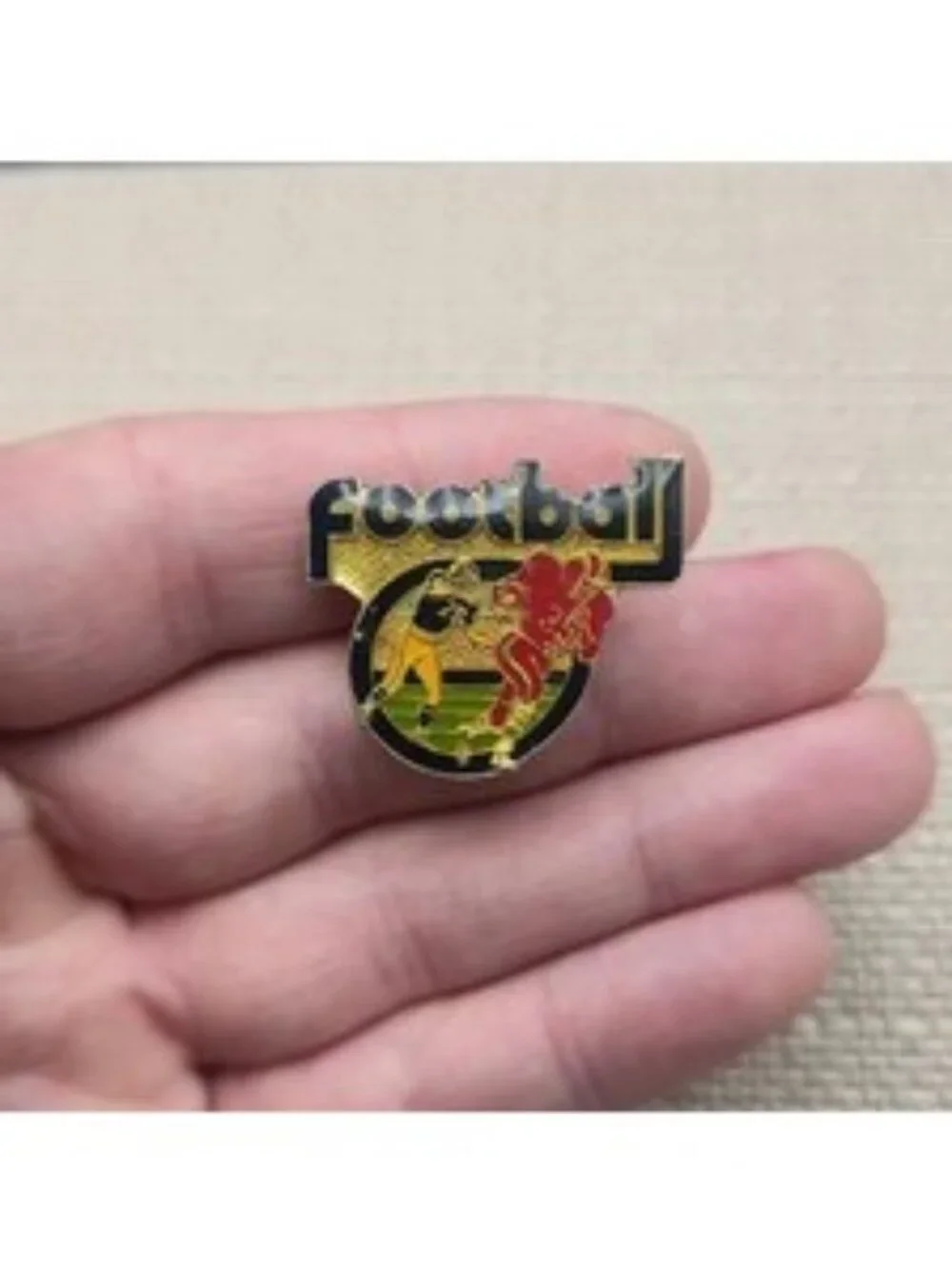Vintage Football Sports Players Action Graphic Lapel Pin A8350